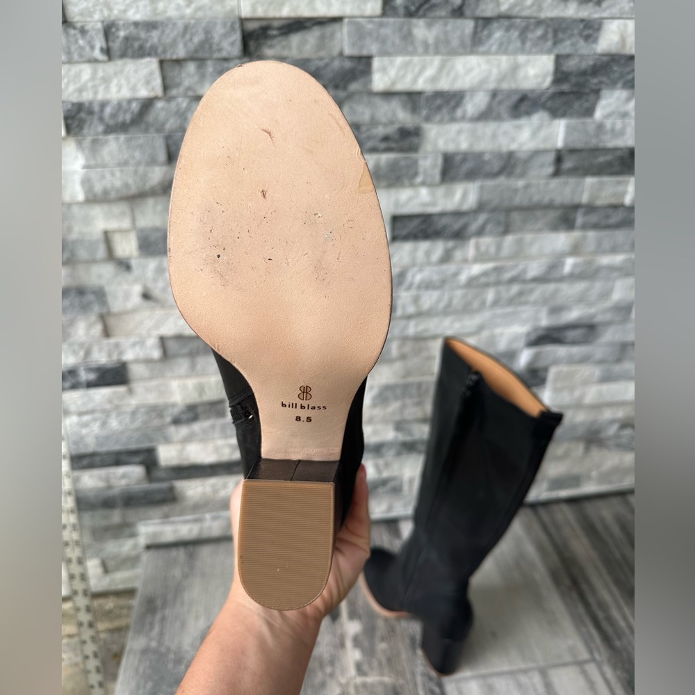 Bill Blass Anthropologie Black Monogram Leather Knee High Block Heel Boots 8.5 - Picture 9 of 12